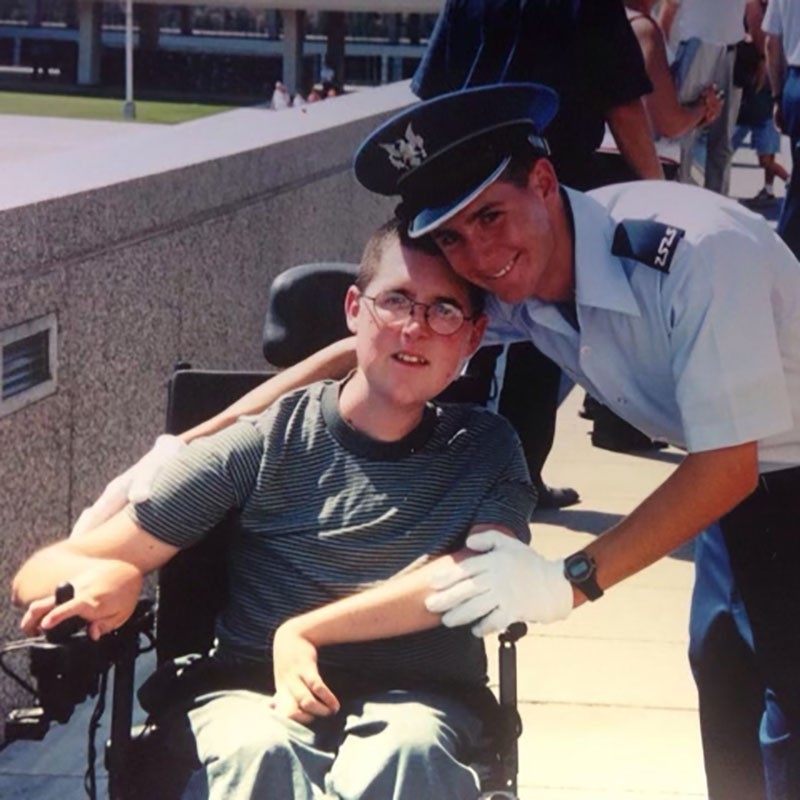 Jeremiah-and-Joshua_at_the_Air_Force_Academy